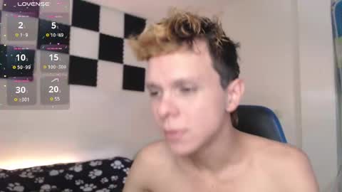 Snapshot of bryamado chatting on January 2025 08:45:01 PM bryamado online show from January 2025 08:45:01 PM