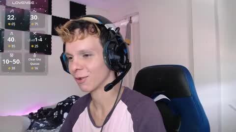 Snapshot of bryamado chatting on February 2025 07:31:02 PM bryamado online show from February 2025 07:31:02 PM