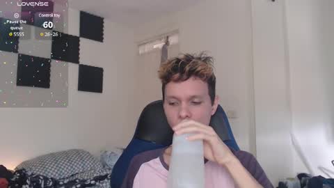 Snapshot of bryamado chatting on February 2025 01:03:01 PM bryamado online show from February 2025 01:03:01 PM