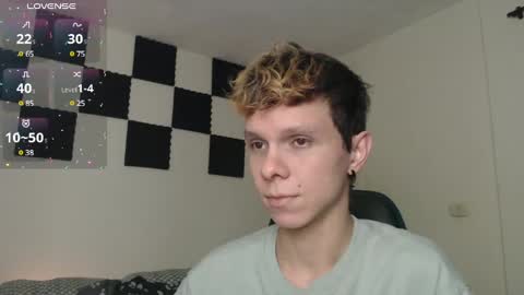 Snapshot of bryamado chatting on March 2025 09:40:02 AM bryamado online show from March 2025 09:40:02 AM