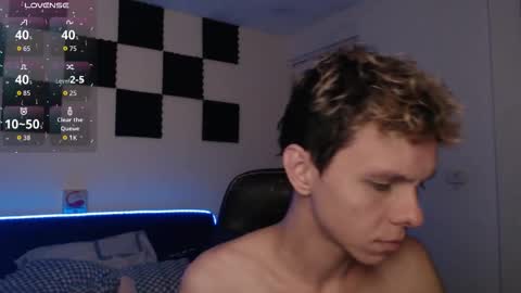 Snapshot of bryamado chatting on September 2025 02:22:01 AM bryamado online show from September 2025 02:22:01 AM