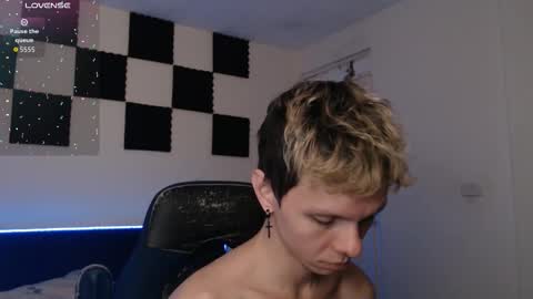 Snapshot of bryamado chatting on September 2025 01:39:01 AM bryamado online show from September 2025 01:39:01 AM