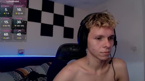 Snapshot of bryamado chatting on September 2025 03:24:02 PM bryamado online show from September 2025 03:24:02 PM