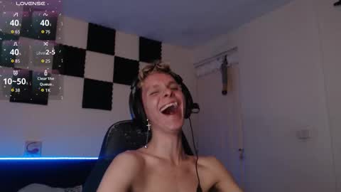 Snapshot of bryamado chatting on September 2025 03:30:02 AM bryamado online show from September 2025 03:30:02 AM