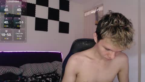 Snapshot of bryamado chatting on September 2025 03:50:02 PM bryamado online show from September 2025 03:50:02 PM