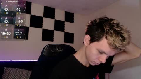 Snapshot of bryamado chatting on September 2025 12:43:01 PM bryamado online show from September 2025 12:43:01 PM