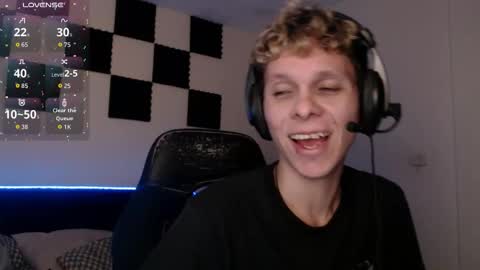 Snapshot of bryamado chatting on October 2025 01:09:01 AM bryamado online show from October 2025 01:09:01 AM