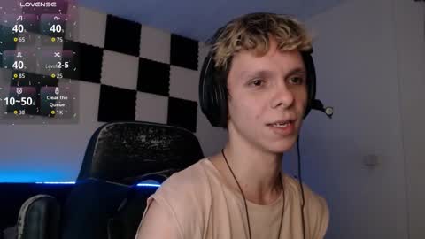 Snapshot of bryamado chatting on October 2025 01:50:02 AM bryamado online show from October 2025 01:50:02 AM