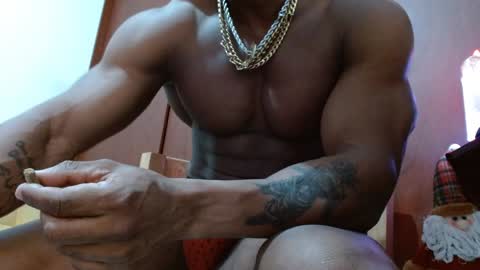 Snapshot of bryan_colen chatting on February 2025 08:30:01 PM Enjoy the best muscle straws online show from February 2025 08:30:01 PM
