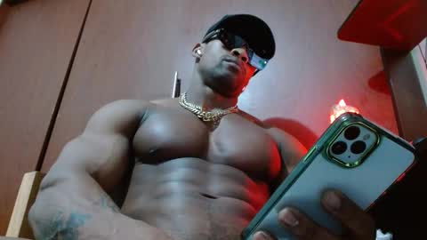 Snapshot of bryan_colen chatting on March 2025 01:50:02 AM Enjoy the best muscle straws online show from March 2025 01:50:02 AM