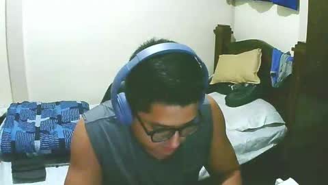 Snapshot of bryanbendy chatting on September 2025 05:31:01 AM bryanbendy online show from September 2025 05:31:01 AM