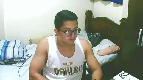 Snapshot of bryanbendy chatting on September 2025 11:30:01 PM bryanbendy online show from September 2025 11:30:01 PM