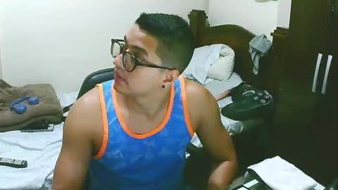 Snapshot of bryanbendy chatting on November 2025 05:33:01 AM bryanbendy online show from November 2025 05:33:01 AM