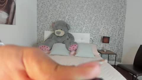 Bryhanna  online show from May 2026 02:53:01 AM