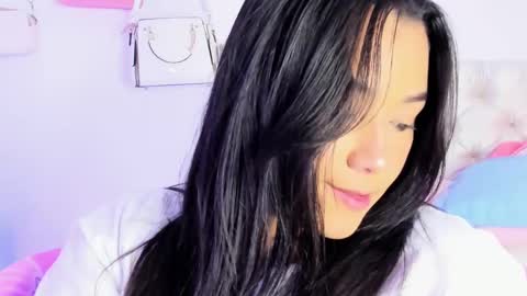 Carly     online show from February 2025 05:18:02 PM