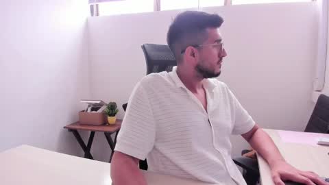 bry online show from March 2025 04:32:02 PM