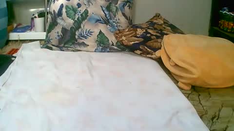 dee online show from February 2025 05:18:02 AM