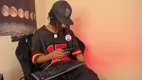 Bryxon  online show from March 2025 02:51:02 PM