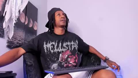 Bryxon  online show from October 2025 03:53:01 PM