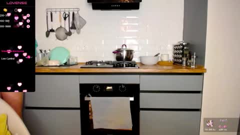 Snapshot of bubbblegum chatting on October 2025 02:53:01 PM Bubblegum online show from October 2025 02:53:01 PM