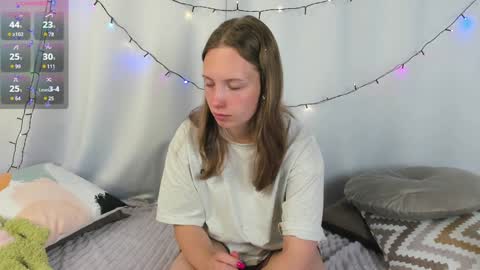 Snapshot of bubblebbb chatting on December 2024 05:18:02 AM Sabrina online show from December 2024 05:18:02 AM