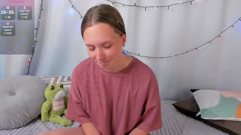 Snapshot of bubblebbb chatting on December 2024 10:19:01 AM Sabrina online show from December 2024 10:19:01 AM