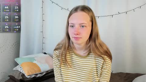 Snapshot of bubblebbb chatting on December 2024 04:05:02 AM Sabrina online show from December 2024 04:05:02 AM