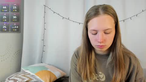 Snapshot of bubblebbb chatting on December 2024 04:09:02 AM Sabrina online show from December 2024 04:09:02 AM