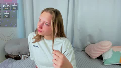 Snapshot of bubblebbb chatting on February 2025 04:14:02 AM Sabrina online show from February 2025 04:14:02 AM