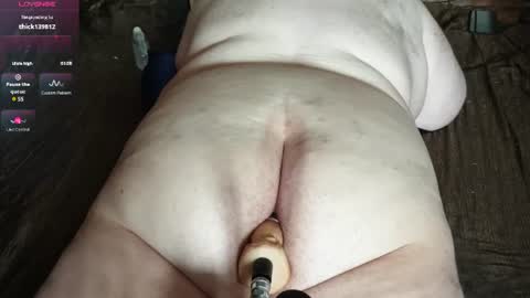 Snapshot of bubblebutt8411 chatting on July 2026 03:18:01 PM - online show from July 2026 03:18:01 PM