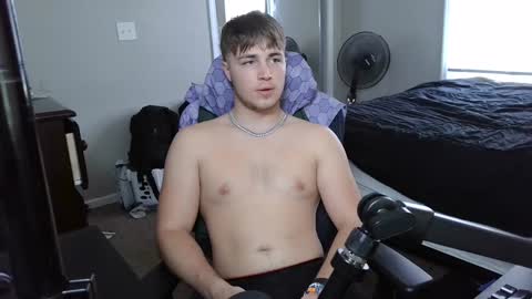 BubblebuttBdn online show from September 2025 05:40:01 PM