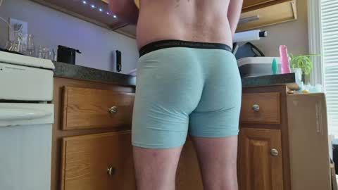 Snapshot of bubblebutttluke chatting on August 2026 04:06:01 PM bubblebutttluke online show from August 2026 04:06:01 PM