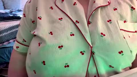 Snapshot of bubblegirl0 chatting on March 2026 01:16:02 PM bubblegirl online show from March 2026 01:16:02 PM