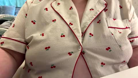 Snapshot of bubblegirl0 chatting on April 2026 05:04:02 PM bubblegirl online show from April 2026 05:04:02 PM