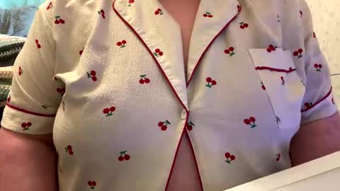 Snapshot of bubblegirl0 chatting on April 2026 02:30:01 PM bubblegirl online show from April 2026 02:30:01 PM