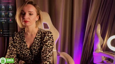 bubbling_crush online show from January 2025 12:17:01 AM