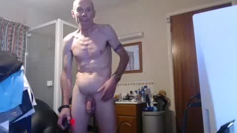 Snapshot of buck70 chatting on April 2026 07:44:01 PM buck70 online show from April 2026 07:44:01 PM