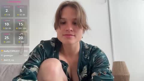 Mira  online show from September 2025 06:32:02 PM