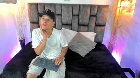 Snapshot of buda_cataleya chatting on April 2026 11:32:01 AM buda cataleya online show from April 2026 11:32:01 AM