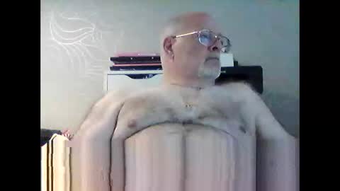 Snapshot of budapestgrandpa chatting on May 2026 09:58:02 AM budapestgrandpa online show from May 2026 09:58:02 AM