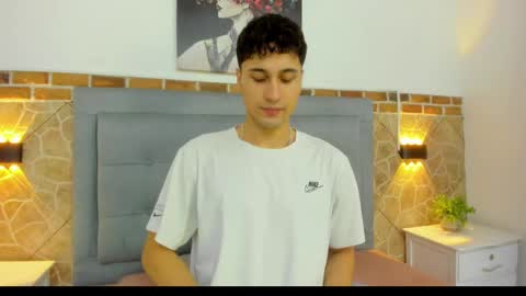 Snapshot of buddy_whitte chatting on February 2025 11:24:02 AM Buddy Whitte online show from February 2025 11:24:02 AM