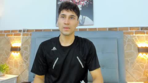 Snapshot of buddy_whitte chatting on February 2025 11:31:01 AM Buddy Whitte online show from February 2025 11:31:01 AM