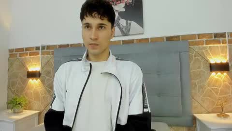 Snapshot of buddy_whitte chatting on March 2025 11:29:01 AM Buddy Whitte online show from March 2025 11:29:01 AM