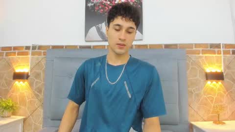 Snapshot of buddy_whitte chatting on March 2025 11:25:02 AM Buddy Whitte online show from March 2025 11:25:02 AM