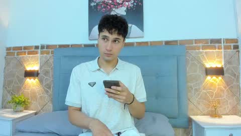 Snapshot of buddy_whitte chatting on March 2025 11:32:01 AM Buddy Whitte online show from March 2025 11:32:01 AM