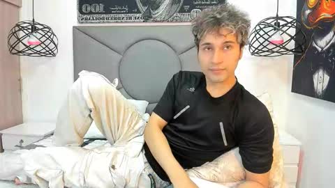 Snapshot of buddy_whitte chatting on November 2025 12:04:02 PM Buddy Whitte online show from November 2025 12:04:02 PM