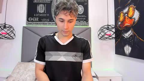 Snapshot of buddy_whitte chatting on November 2025 11:41:01 AM Buddy Whitte online show from November 2025 11:41:01 AM