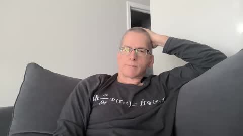 budman004 online show from November 2025 04:17:02 PM