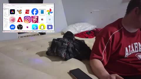 Snapshot of budsonly33 chatting on November 2025 10:47:02 AM budsonly33 online show from November 2025 10:47:02 AM