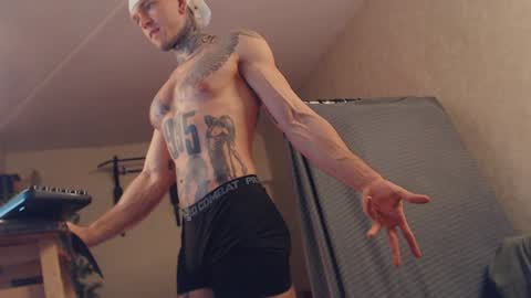 Dmitriy  online show from January 2025 10:13:02 PM